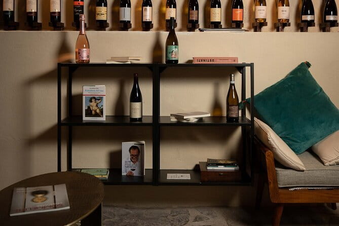 1-Hour Guided Tuscan Wine Tasting in Florence - Oratio’s tasting setting: Roman pavement and an art-friendly mood