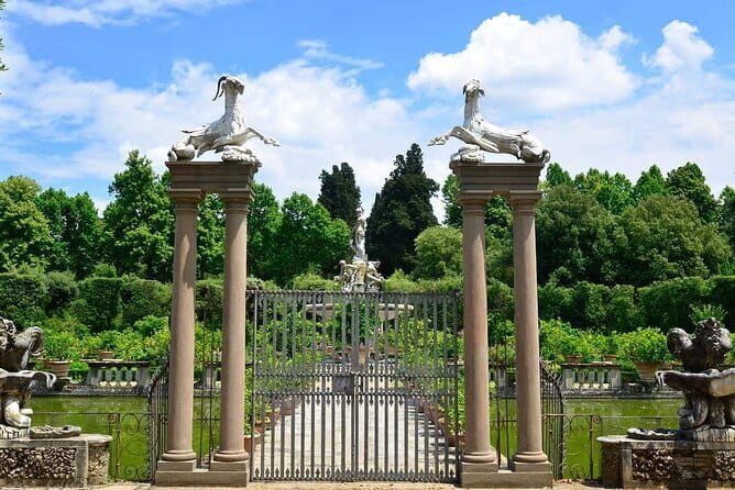 2-Hour Private Treasure Hunt in Florence - Vanessa Tonarelli: Clear Explanations That Don’t Talk Over Kids