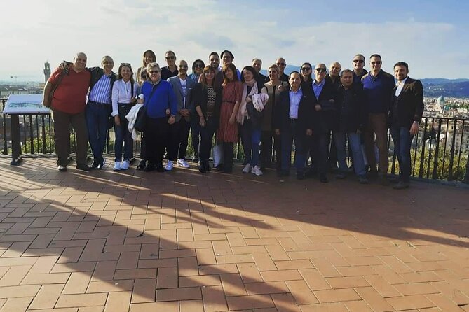2-Hour Private Walking Tour with Local Guides in Florence - Palazzo Pitti: Medici power, royal chapter, and museum today
