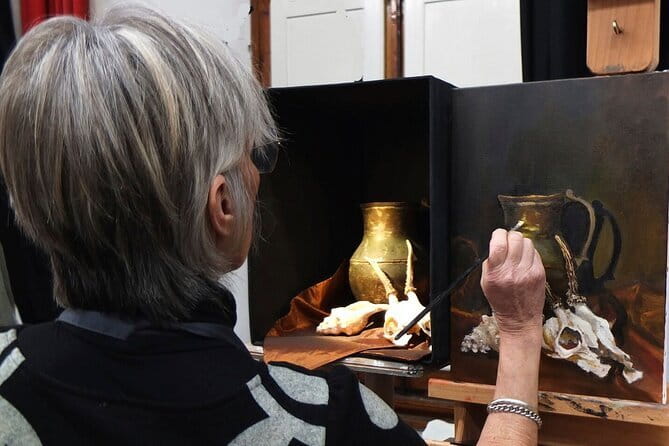 5 Mornings Still Life Painting Guided Workshop in Florence - Entering the studio: the comfort factor with Laura and Frank