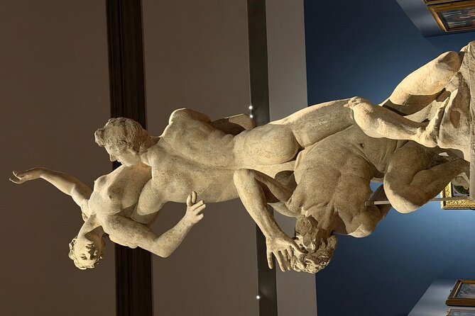 Accademia Gallery: Elite Tour with Expert Guide - Where the tour starts: Piazza delle Belle Arti setup
