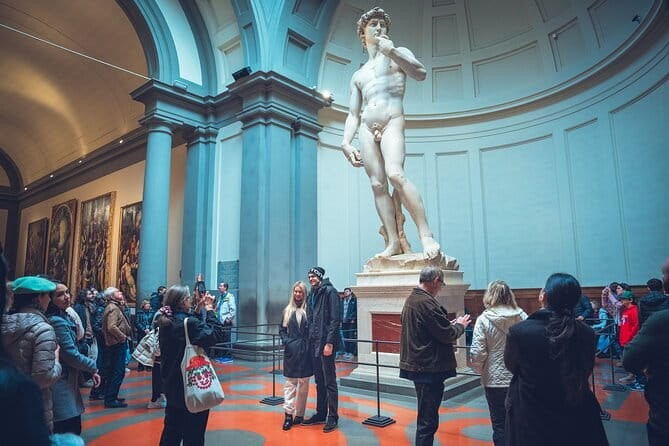 Accademia & Uffizi Combo Tour in Florence Art, History Highlights - Uffizi: priority entry and the Renaissance lineup