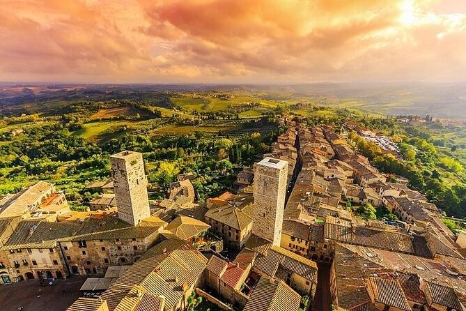 All In One San Gimignano Pisa and Siena Tour from Florence - Key things I’d watch for