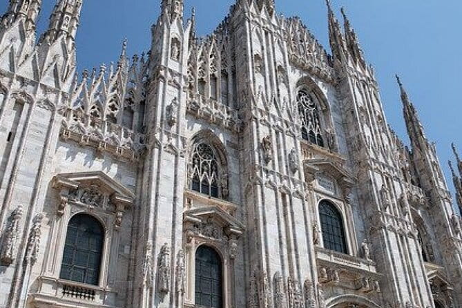 Andrea Bocelli concert LAJATICO Limousine Service from Florence - Parking near the seats zone, and the driver-waits advantage