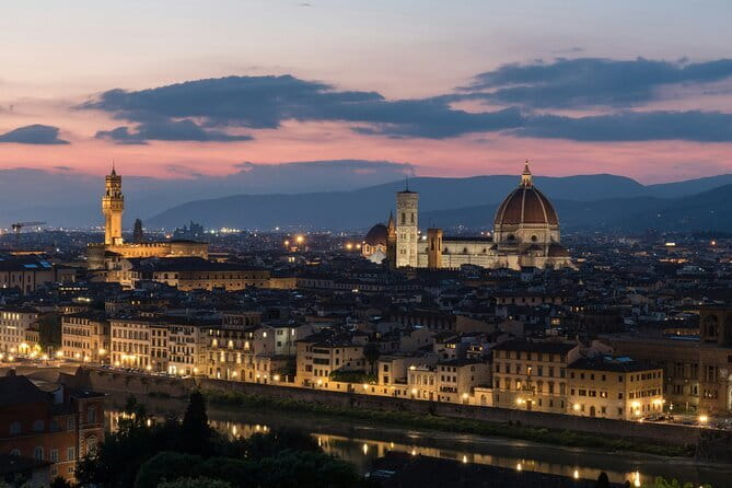 Art, Medicis and Renaissance. Explore Florence with Vincenzo - Ponte Vecchio: Medieval Atmosphere and Why Jewelers Took Over