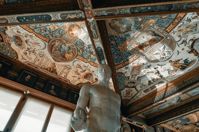 Artful Eight: 8 Wonders of Florence in Accademia, Center & Uffizi - Why This 3-Hour Florence Combo Makes Sense