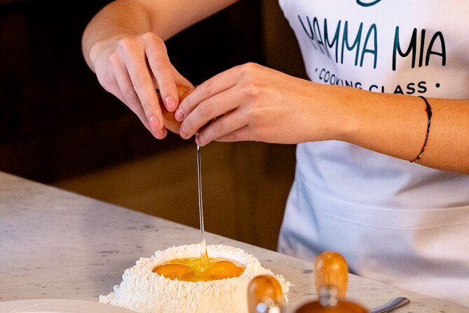 Authentic Pasta and Tiramisu with Unlimited Wine in Florence - Small Private Group in a Cozy Florence Setting