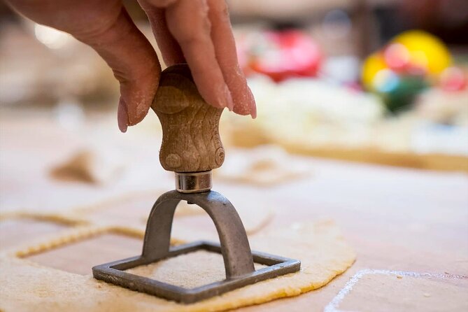 Authentic Pasta Making Class in Florence with a Local Chef - Ristorante Tre Pepi Meeting Point and the Real-World Setup