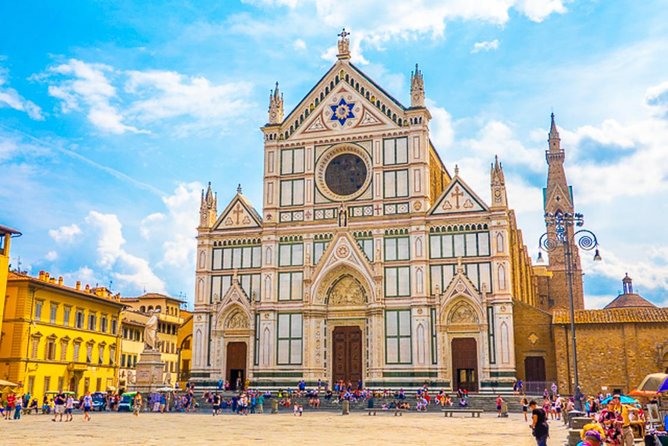 Basilica Santa Croce: Walking Among the Masters of Florence - Santa Croce in One Hour: What This Tour Really Delivers