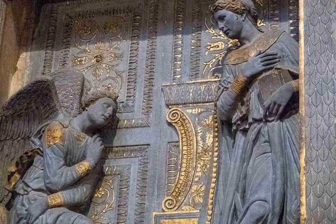 Basilica Santa Croce: Walking Among the Masters of Florence - Inside the Basilica: Frescoes That Explain the Church’s Core Story