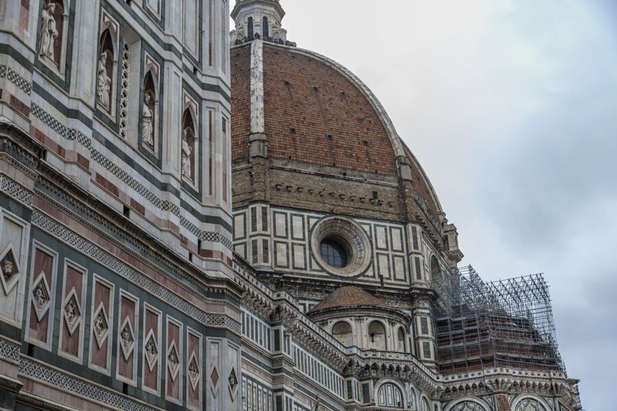 Best of Florence Highlights with private guide - Starting at Santa Croce: a fast way to read the city