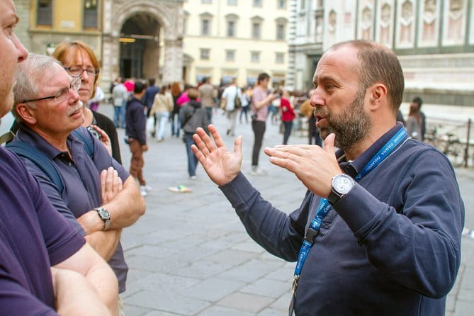 Best of Florence: Small Group Tour Skip-the-Line David & Accademia with Duomo - Small-group pacing from Piazza San Marco to Ponte Vecchio