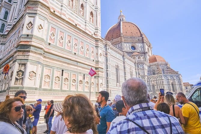 Best of Florence walking tour - monolingual small group tour - Where the tour starts and how you’ll move through the center