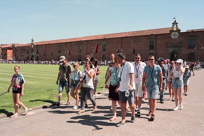 Best of Pisa, Lucca, Volterra: Small Group Tour from Florence - Why this Florence-to-three-towns itinerary works on a single day