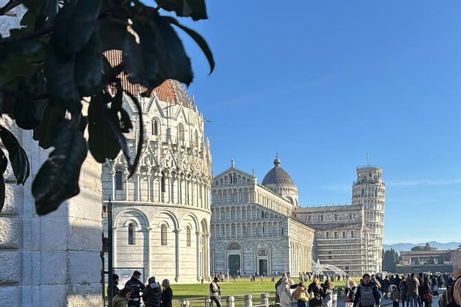 Best of Tuscany: Siena, San Gimignano & Winery Tour with Lunch - Lunch at the Winery: Truffle Lasagna, Ribollita, and Sweet Cantuccini