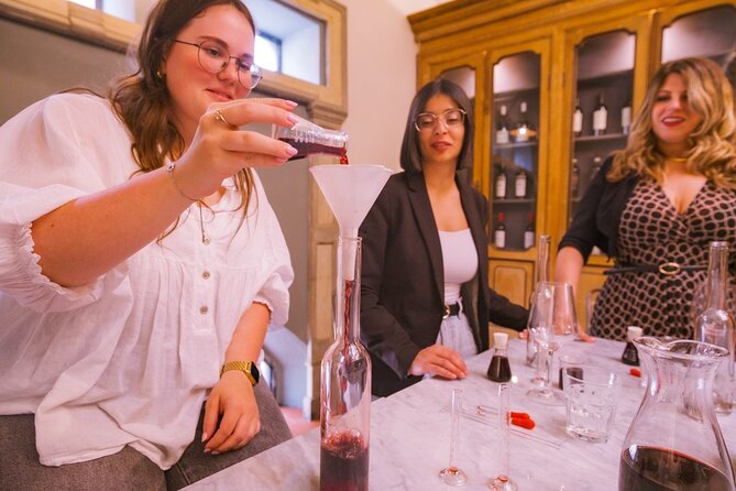 Blend Your Own Wine: A Unique Wine Making Worshop in Florence - Getting started at Cucineria La Mattonaia (and why that meeting spot helps)