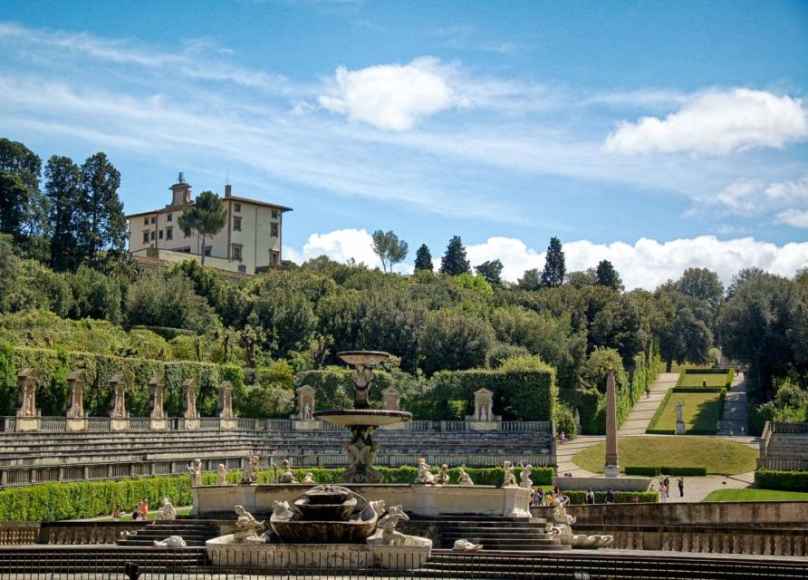 Boboli Garden Guided Tour in Florence - Guide quality: what you should expect from the radio and the pace