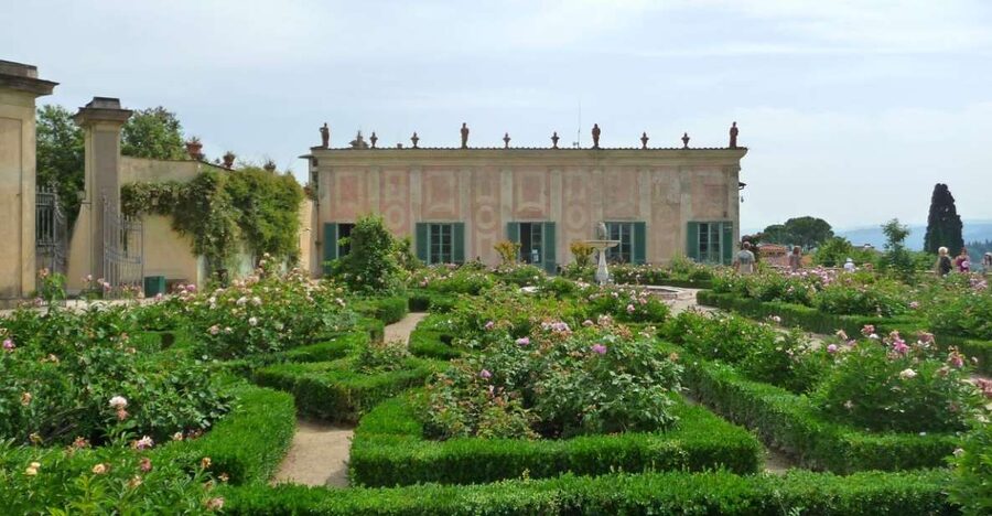 Boboli Garden Guided Tour in Florence - Amphitheatre and the hill climb: Neptune’s Fountain and Abundance