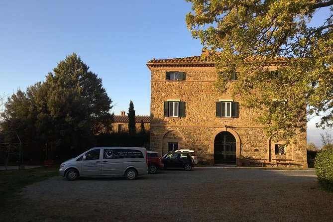 Brunello Vineyards Bus Tour - Stop 1 in Montalcino: two cellars, one clear learning thread