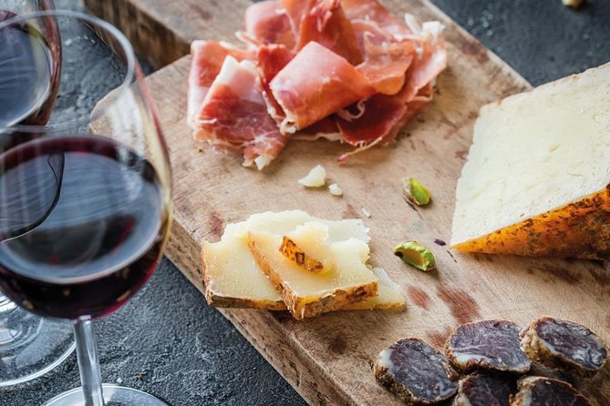 Castles & Chianti Wine Experience– Small Group from San Gimignano - Key things to know before you go