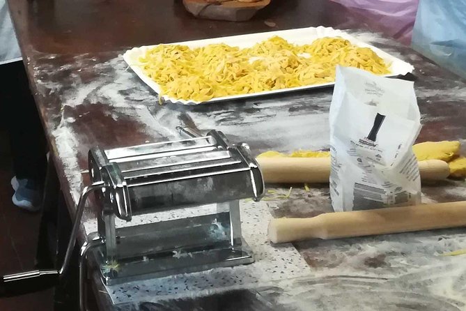 Charm of Tuscany, Cooking Classes, Wine Cellars, Archeology. - Cooking class in a Renaissance villa kitchen: what you’re really learning