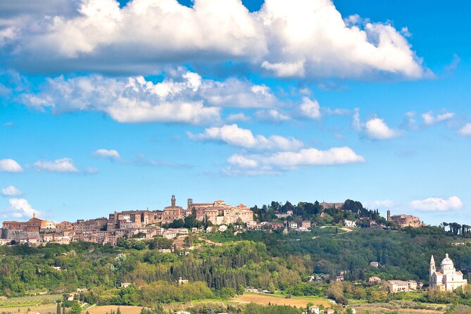 Chianti Classico, Montalcino, Montepulciano by minivan: Wine Tastings & Lunch - Wine tasting style: what you’re actually drinking and eating