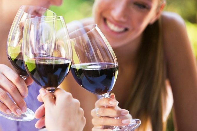 Chianti Classico, Montalcino, Montepulciano by minivan: Wine Tastings & Lunch - Chiantigiana Road and Val d’Orcia: the stops that do the heavy lifting