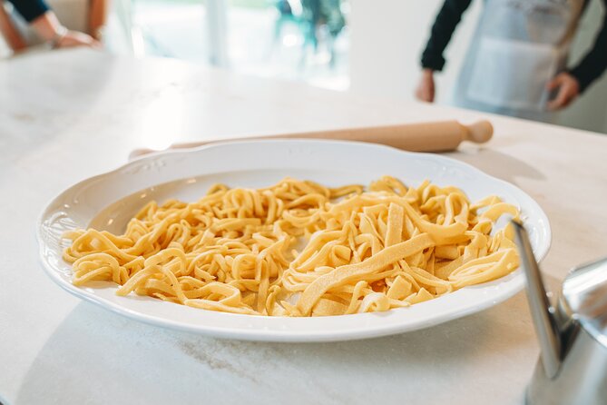Chianti -Fresh Pasta Making Class and Sauces with Lunch or Dinner - Chianti hills, but with flour on your hands