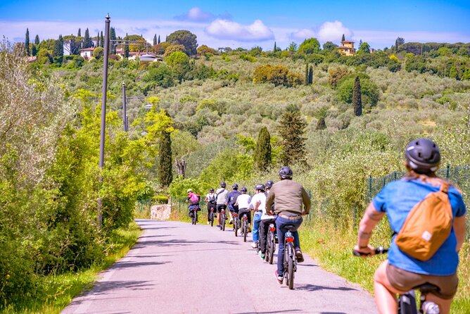 Chianti Hills E-Bike Tour with Tuscan Lunch & Two Wine Tastings - The planned photo stops and the pace question