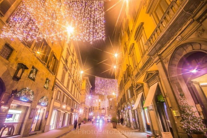 Christmas Lights Private Photo Tour in Florence - Your guide: Eva Perocsenyi and the coaching style that works