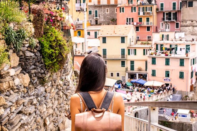 Cinque Terre Vibes with Postcard Perfection and Lunch Treats - Vernazza Lunch: Pasta al Pesto, Local Fish, and a Real Meal Break