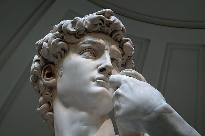 Combo Privado : Accademia, paseo por la ciudad y Galeria Uffizi - Accademia in 60 minutes: David, the Prisoner, and the marble lesson