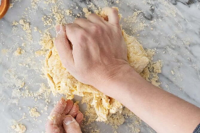 Cooking Art Brunelleschi with Unlimited Wine - Entering Florence’s 1200s Tower Kitchen: What Makes This Class Different
