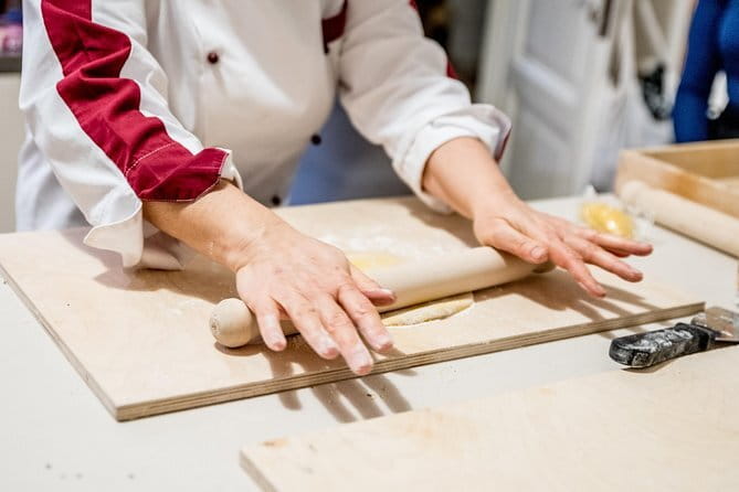 Cooking class and home made pasta in Florence with LA VIVANDIERA! - Wine, dinner, and what $156 really buys you