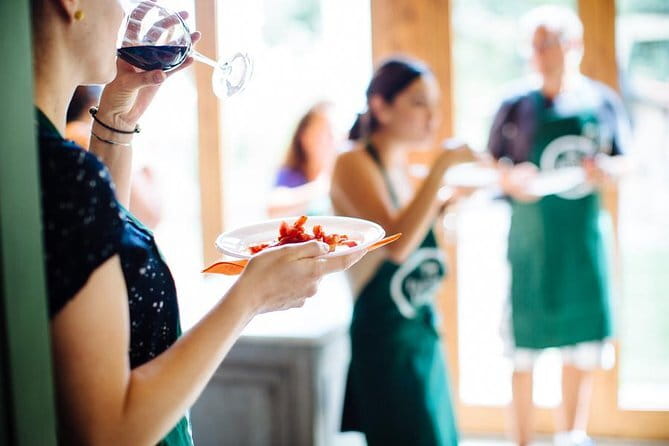 Cooking Class and Lunch at a Tuscan Farmhouse with Local Market Tour from Florence - From Piazza to Pasta: How the Florence Market Sets Up the Day