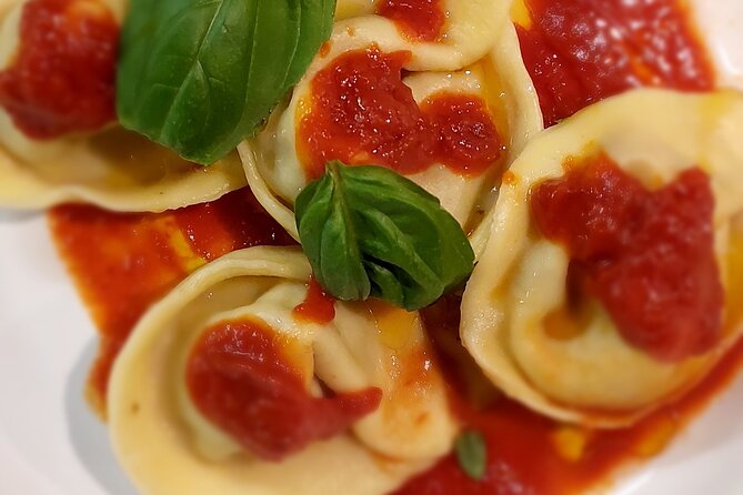 Cooking Class on a Family Farm in Chianti with Lunch - Building a Full Tuscan Menu: Appetizers Through Dessert