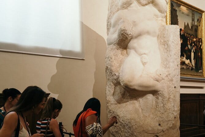 DAVID - Accademia Gallery Guided Tour with Skip-the-Line Ticket - Why skip-the-line is worth it at the Accademia