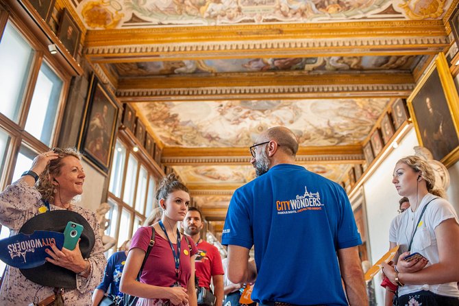 David & Accademia Guided Tour with Time Entry Ticket - Inside the Accademia: how the David viewing actually works