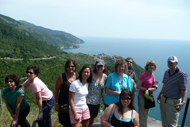 Day trip to Cinque Terre by Deluxe minivan & Hiking - Manarola by Train or Bus: Seeing the Coast From Another Angle