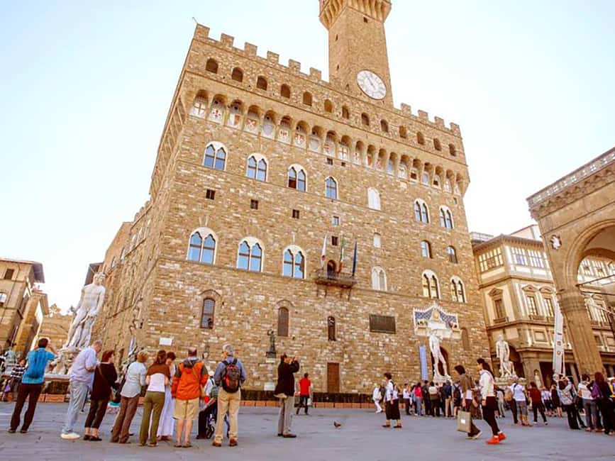 Discover Florence Walking Tour: Guided Tour - Piazza della Signoria and Palazzo Vecchio: politics in stone and bronze