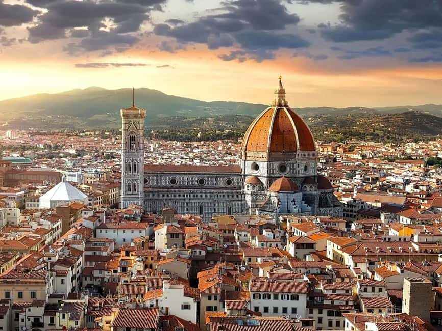 Discover Florence Walking Tour: Guided Tour - Ending at Piazza del Duomo: Brunelleschi and Giotto in the same frame