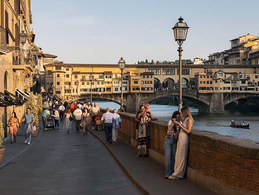 Discover Florence Walking Tour: Guided Tour - Getting oriented at the meeting point in Via de’ Martelli