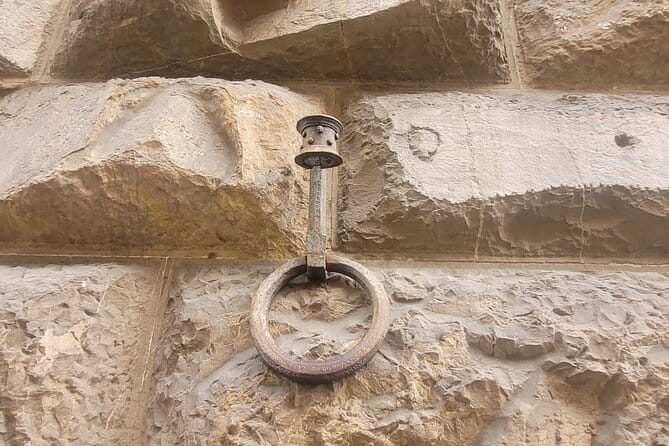 Discover the best of Florence: an accessible 2 hours walking tour - Small group size and headsets: the comfort factor