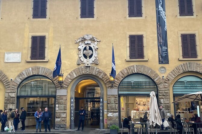 Duomo Climb and Baptistry Museum Crypt Cathedral Entrance Tickets - 463 steps and a 360-degree payoff