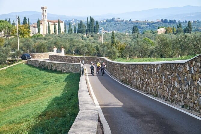 E-bike Chianti Classico & Tuscany tour with Wine & Lunch at Farm - Key Things That Make This Tour Worth Your Time