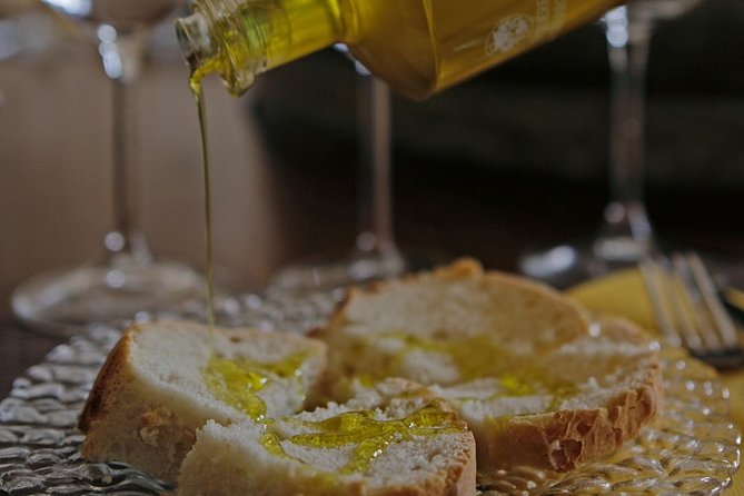 Essence of Tuscany - Private Wine & Evo oil Tasting - What You Actually Taste: Wine, Evo Oil, and Balsamic
