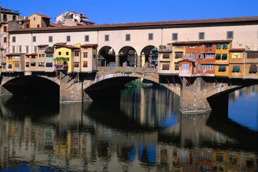 Essential Florence Walking Tour to discover its history - Churches, religion, and the Duomo complex from the outside