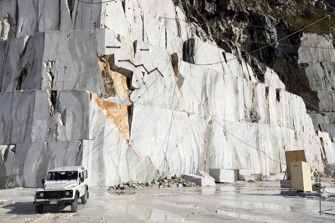 Exclusive Carrara Marble day trip from Florence - Lunch Paired with Regional DOC Wines