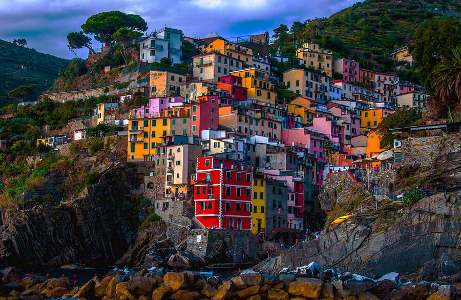 Exclusive Cinque Terre day tour by Ferry with stop in Pisa - Who this tour suits best