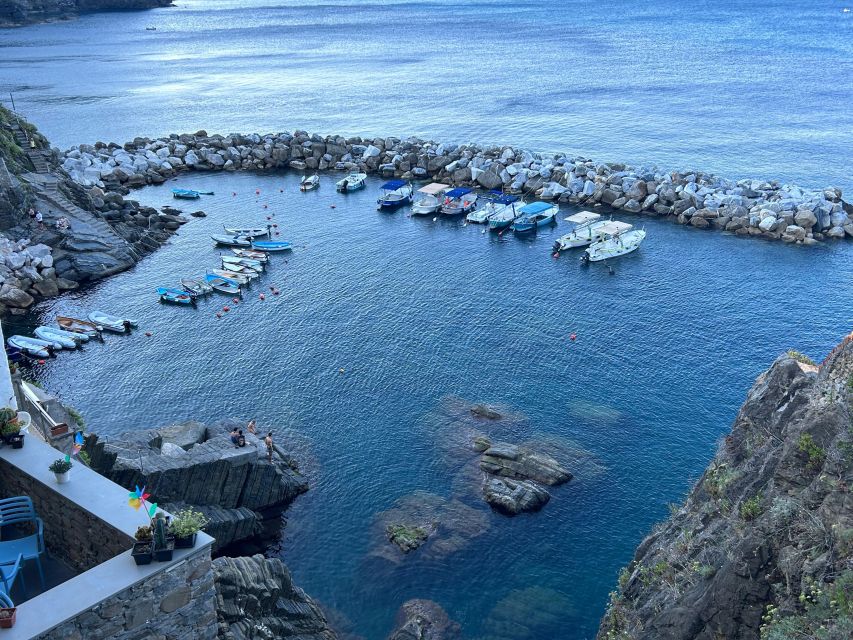 Exclusive Cinque Terre day tour by Ferry with stop in Pisa - Ferry time between Riomaggiore, Manarola, and Vernazza